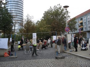 Auf dem Gelände des künftigen Eichplatz-Centers trafen sich am 11.09.2013 verschiedene Jenaer Bürgerinitiativen 